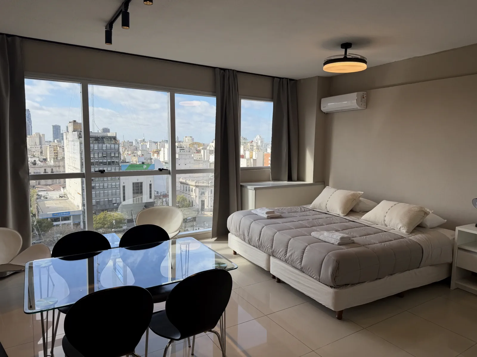 Alojamiento CITY con cama matrimonial de UNO Apart - Foto 1