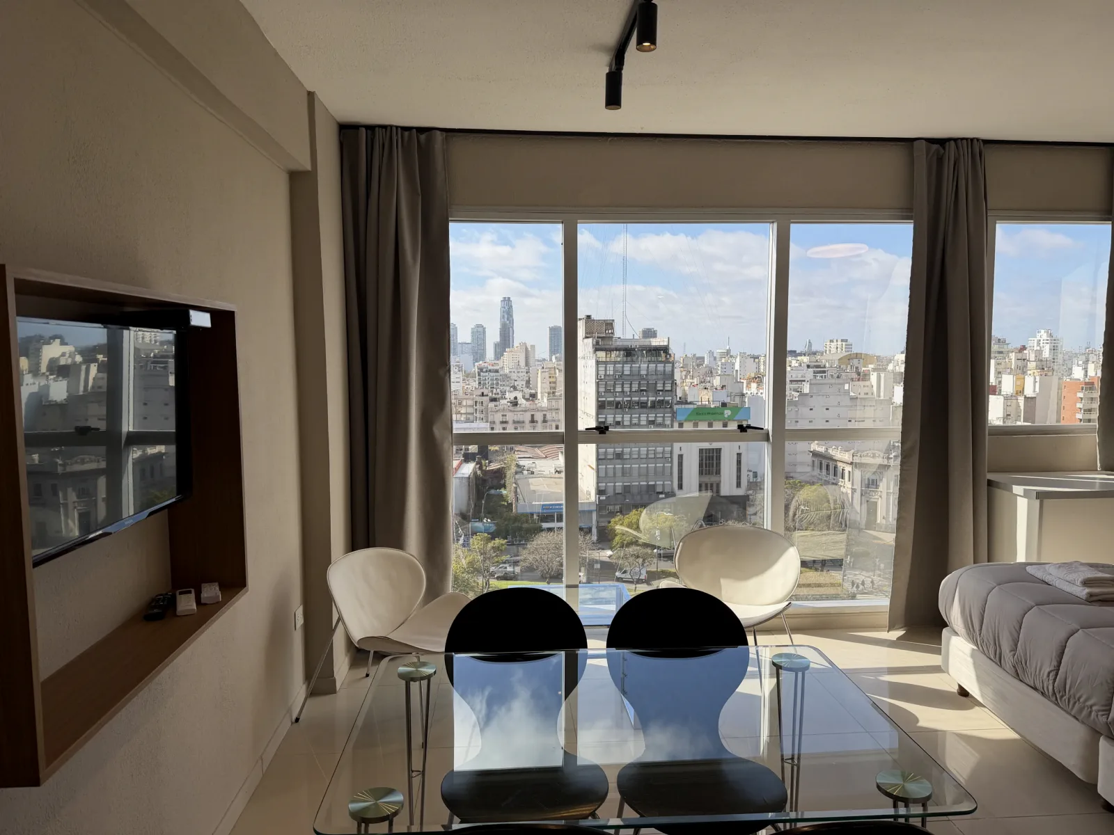Alojamiento CITY con cama matrimonial de UNO Apart - Foto 2