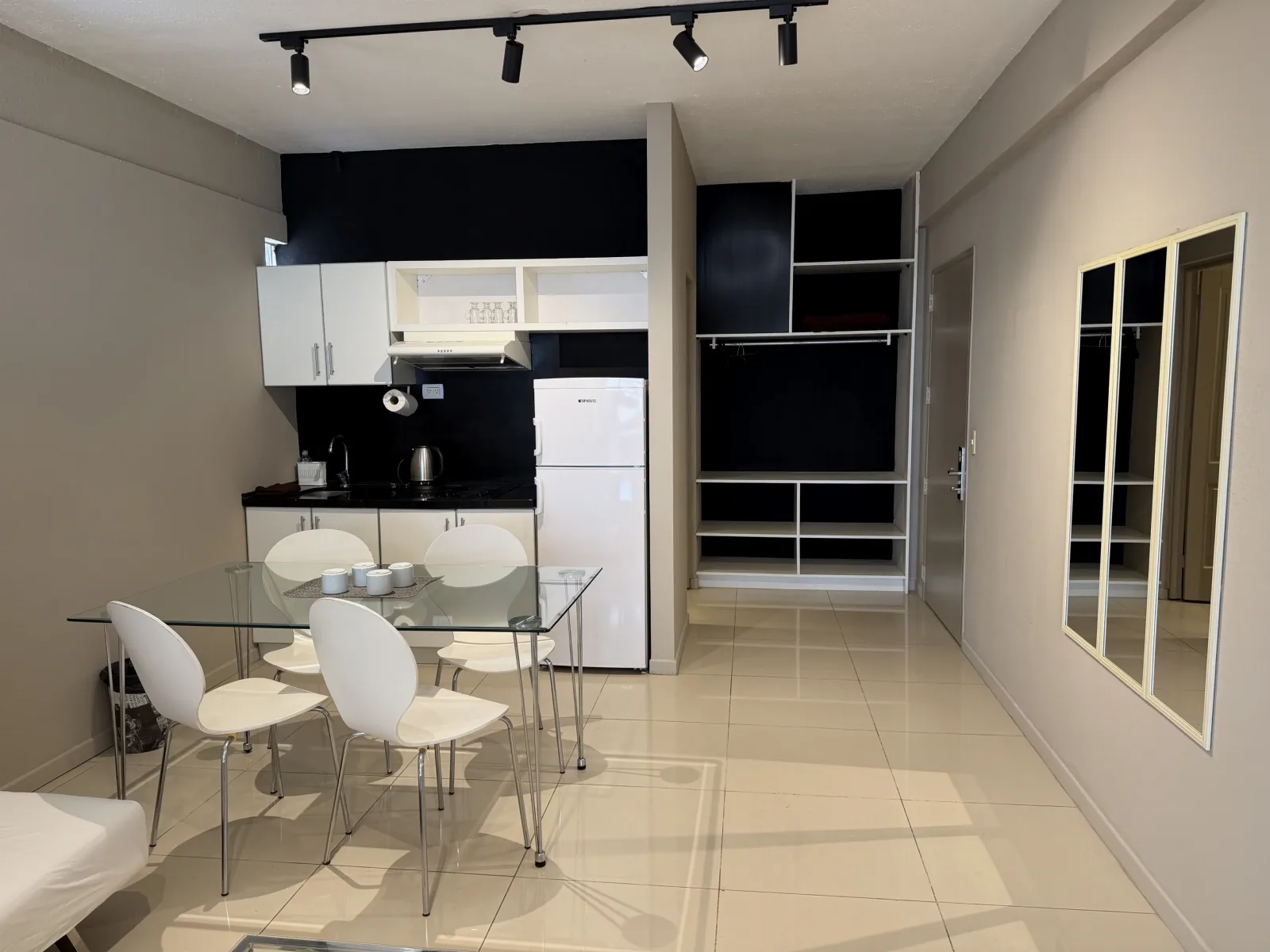 Alojamiento LOFT amplio para hasta 3 personas en UNO Apart - Foto 7
